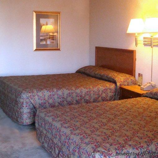 Rest Inn - Extended Stay, I-40 Airport, Wedding & Event Center Amarillo Cameră foto
