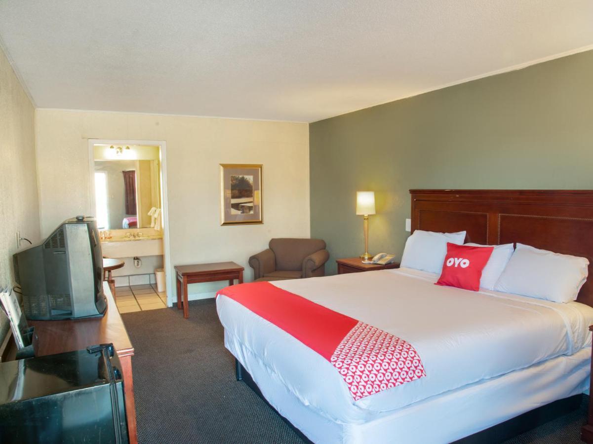 Rest Inn - Extended Stay, I-40 Airport, Wedding & Event Center Amarillo Exterior foto